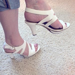Naturalizer Sandals